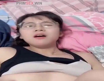 Bui thi nhu Quynh 2k2 открыл коллективную сексуальную вечеринку
