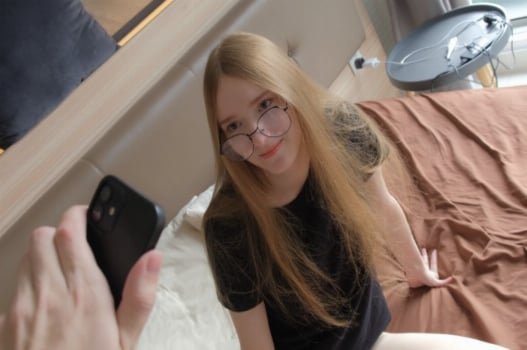 Сестра пригласила ее брата сыграть в игру для взрослых