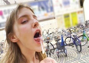 Мелоди Маркс любит заниматься сексом с японскими мальчиками в Токио