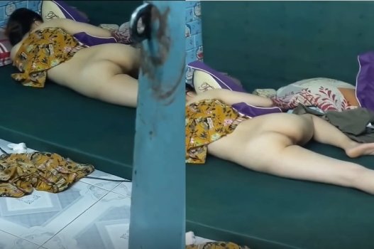 Секс с молодыми грудью жажду
