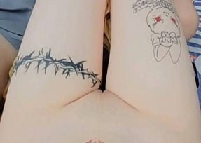 Vy Tran, одетый в стимулирование большого картофельного брата
